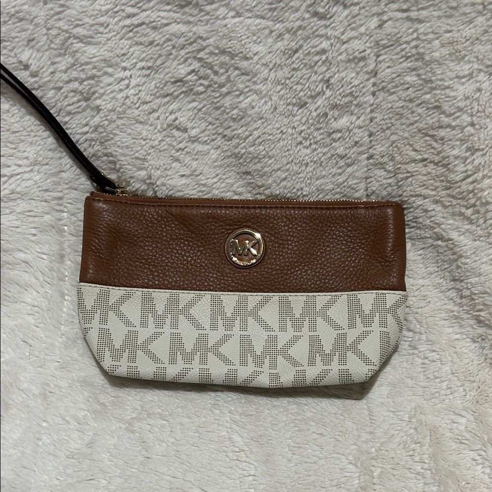 Michael Kors Tan and Cream Logo Wristlet